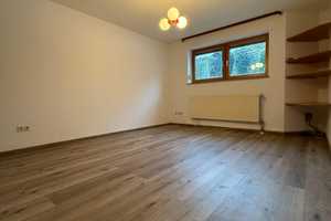 Lebensqualität pur: Vielseitige und charmante Doppelhaushälfte in idyllischer Umgebung – Ringstraße 13, 91350 Erlangen-Höchstadt (Kreis) – Vorschaubild 26