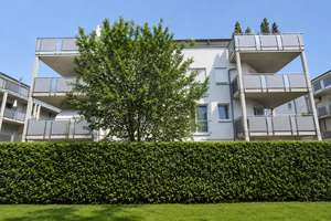 Modernes Wohnen mit Gartenidylle – Stilvolle 2-Zimmer-Erdgeschosswohnung mit Westterrasse – Die vollständige Adresse der Immobilie erhältst du vom Anbieter., 85049 Friedrichshofen-Hollerstauden, Ingolstadt – Vorschaubild 2
