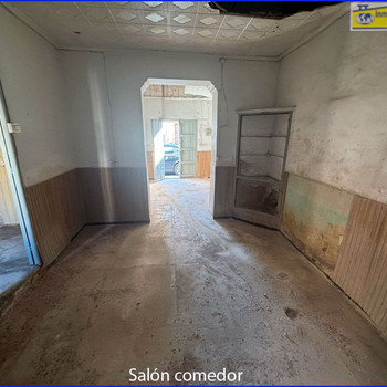 Sonnenhaus zum Renovieren oder Neubauen
