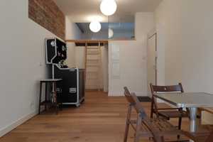 Stilvolles ruhiges 1-Zimmer Studio mit Terrasse in grüner Oase in Köln Bayenthal – Köln – Vorschaubild 3