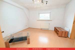 Doppelhaushälfte mit Doppelgarage und schönem Grundstück in Gaggenau-Selbach – Die vollständige Adresse der Immobilie erhältst du vom Anbieter., 76571 Gaggenau – Vorschaubild 5