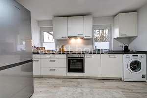 MÖBLIERT - MODERN UND ZENTRAL - 2-Zimmer-Wohnung in Zuffenhausen – Die vollständige Adresse der Immobilie erhältst du vom Anbieter., 70435 Zuffenhausen-Hohenstein, Stuttgart – Vorschaubild 6