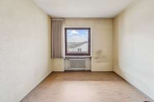 Reihenendhaus in ruhiger Lage – viel Platz, Garten und Potenzial in Ulm-Söflingen – Die vollständige Adresse der Immobilie erhältst du vom Anbieter., 89081 Söflingen, Ulm – Vorschaubild 9