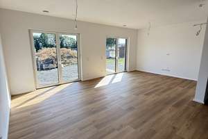 Exklusive Neubau-Doppelhaushälfte Nähe Inheidener See mit Terrasse und Doppelcarport – Die vollständige Adresse der Immobilie erhältst du vom Anbieter., 35410 Hungen – Vorschaubild 2