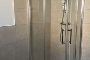 Frisch sanierte 3 Zimmer Wohnung 99 m² mit Schallschutz & Top-Komfort! – Die vollständige Adresse der Immobilie erhältst du vom Anbieter., 65201 Schierstein, Wiesbaden – Vorschaubild 12