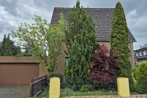Freistehendes Zweifamilienhaus mit großem Grundstück – Burgenlandweg 9, 40591 Wersten, Düsseldorf – Vorschaubild 2