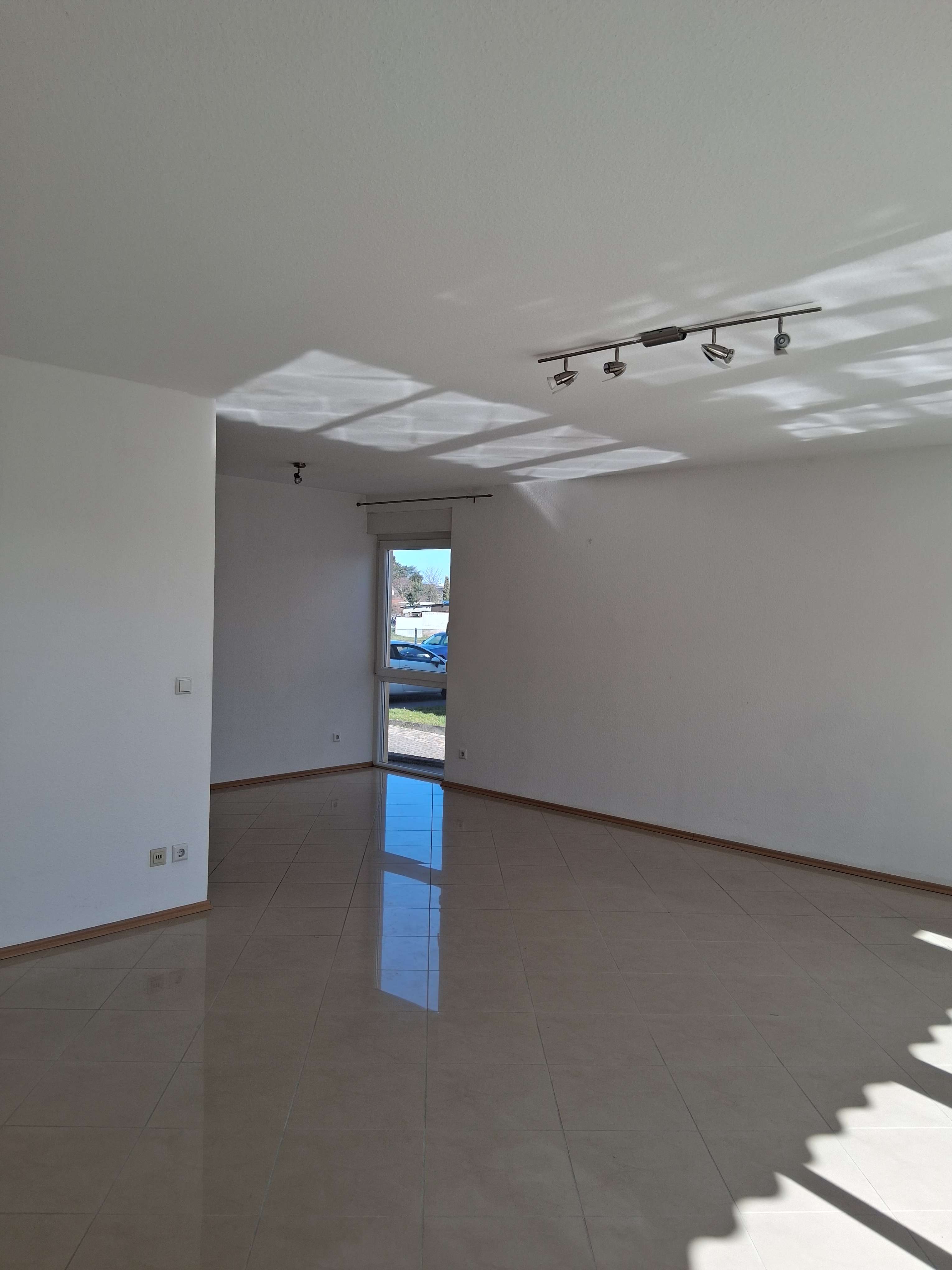 Immobilie in Karlsdorf-Neuthard - Hochwertige Doppelhaushälfte in Karlsdorf-Neuthard - Bild 0