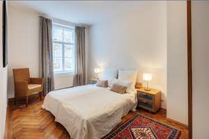 Möbliert: Schöne Altbauwohnung im denkmalgeschützten Gebäude – Die vollständige Adresse der Immobilie erhältst du vom Anbieter., 80637 Dom Pedro, München – Vorschaubild 3
