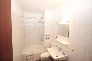 4 Zimmer-Wohnung mit Potenzial, Top geschnittener Wohn- und Küchenbereich, ruhig, Schwabing West – Die vollständige Adresse der Immobilie erhältst du vom Anbieter., 80797 Am Luitpoldpark, München – Vorschaubild 9