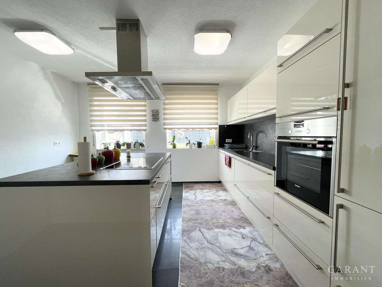 Immobilie in Öpfingen - Sonniges Einfamilienhaus mit Einliegerwohnung  - Bild 0