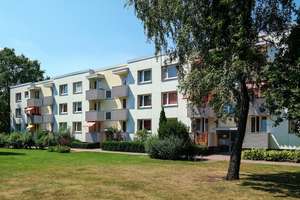 Wohlfühlen in Detmerode: Lichtdurchflutete Wohnung mit 2 Loggien – Goerdelerstr. 21, 38444 Detmerode, Wolfsburg – Vorschaubild 1