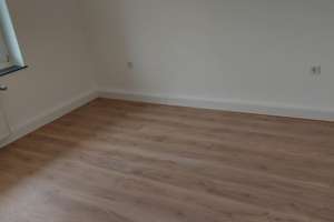 PROVISIONSFREI: Stilvoll sanierte 3-Zimmer-Wohnung mit Loggia, neuer Einbauküche, Parkett – Luzernerweg 64, 51063 Mülheim (Ortsteil), Köln – Vorschaubild 4