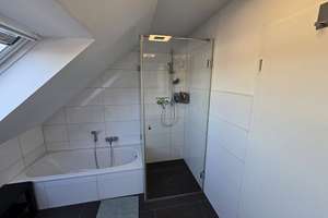 +TOP! Helle 4-Zi-Wohnung  inkl. EBK, mit Loggia + PKW-Stellplatz in NE-Norf!+ – Die vollständige Adresse der Immobilie erhältst du vom Anbieter., 41469 Norf, Neuss – Vorschaubild 8