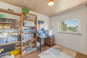 🏡 Großzügige Doppelhaushälfte mit traumhaftem Garten in begehrter Lage von Stuttgart-Sonnenberg 💛 – Die vollständige Adresse der Immobilie erhältst du vom Anbieter., 70597 Sonnenberg, Stuttgart – Vorschaubild 31