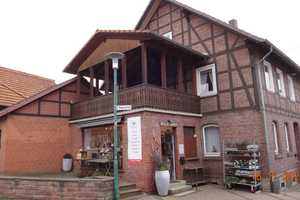 EFH mit kl. Laden, großer überdachter Dachterrasse ,großem bebaubarem Grundstück und Scheune – Schwalm-Eder-Kreis – Vorschaubild 3