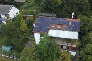 1 Familienhaus mit Einliegerwohnung und 4 Garagen und Grundstück mit großzügigem Baufenster – Die vollständige Adresse der Immobilie erhältst du vom Anbieter., 72770 Bronnweiler, Reutlingen – Vorschaubild 5