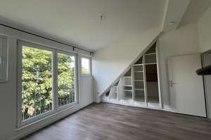 Über den Dächern Neuköllns: Helle 2-Zimmer-Wohnung mit Loftcharakter und Südbalkon – Lahnstrasse 91, 12055 Neukölln (Ortsteil), Berlin – Vorschaubild 5