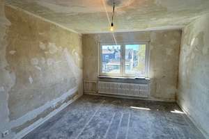 6 Monate Kaltmiete frei! Schöne 3-Zimmer-Wohnung für handwerklich geschickte Mieter! – Schwarzwaldstraße 55, 47137 Mittelmeiderich, Duisburg – Vorschaubild 1