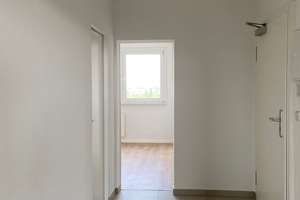 Helle, renovierte 2-Zi.-Wohnung mit Weitblick – Lise-Meitner-Straße 19, 6122 Nördliche Neustadt, Halle (Saale) – Vorschaubild 5