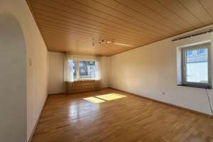 Geräumiges 10-Zimmer Reiheneckhaus in Duisburg-Aldenrade mit Garage – Die vollständige Adresse der Immobilie erhältst du vom Anbieter., 47179 Aldenrade, Duisburg – Vorschaubild 11