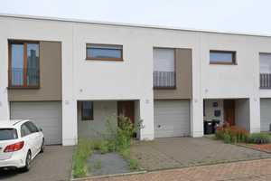 Zwangsversteigerung eines Reihenmittelhauses am 01.10.2025 beim Amtsgericht Mülheim a.d. Ruhr – Mülheim an der Ruhr – Vorschaubild 1
