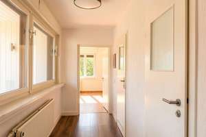 Massives Einfamilienhaus | Kamin | Idyllischer Garten | Garage & Carport – Die vollständige Adresse der Immobilie erhältst du vom Anbieter., 4316 Baalsdorf, Leipzig – Vorschaubild 4