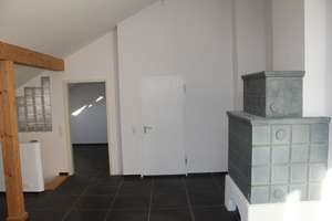 Ruhige 3,5-Zimmer-Maisonettewohnung mit Balkon, Küche, Kachelofen, Garage – Holtzendorffstraße 7, 81549 Südgiesing, München – Vorschaubild 7