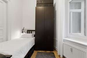Traumhafte 4,5-Zimmer-Altbauwohnung in direkter Nähe zur Außenalster – Die vollständige Adresse der Immobilie erhältst du vom Anbieter., 20099 St. Georg, Hamburg – Vorschaubild 14