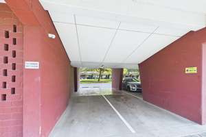 Exklusive Eigentumswohnung mit ca. 106 m² Wohnfläche, zwei Balkonen und Carport in Bonn-Auerberg – Die vollständige Adresse der Immobilie erhältst du vom Anbieter., 53117 Auerberg, Bonn – Vorschaubild 17