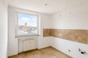 Helle 4,5-Zimmer-Wohnung mit Balkon und Aufzug in Essen-Holsterhausen – Pettenkoferstraße 41, 45147 Holsterhausen, Essen – Vorschaubild 5