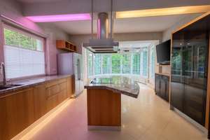 Charming Country-Style Villa in an Exclusive Park Setting - AC garage fitted kitchen yard – Die vollständige Adresse der Immobilie erhältst du vom Anbieter., 65817 Eppstein – Vorschaubild 10