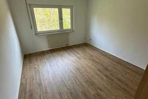 Doppelhaushälfte mit Garten, Einzelgarage und Halbgarage zu vermieten – Neustadt a.d. Waldnaab (Kreis) – Vorschaubild 12