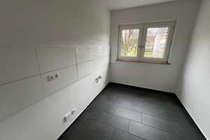 Renovierte 3 Zi.-Whng. mit Balkon - Wannenbad mit Fenster - Duisburg Rheinhausen – Beethovenstraße 14, 47226 Rheinhausen-Mitte, Duisburg – Vorschaubild 3
