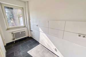 Dein neues Zuhause: Stilvolle 2-Zimmer-Wohnung in Oberhausen – Falkensteinstraße 11, 46047 Marienkirche, Oberhausen – Vorschaubild 3