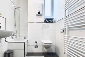 Komplett sanierte Altbauwohnung mit Wohnküche und herrlichem Blick und Balkon! – 68159 Innenstadt/Jungbusch, Mannheim – Vorschaubild 10