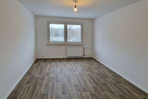 Hier ist ganz viel Platz! - 4-Zimmer-Wohnung mit Balkon, frisch renoviert - ** AB AUGUST **! – Ringstraße 197, 4209 Grünau-Mitte, Leipzig – Vorschaubild 7