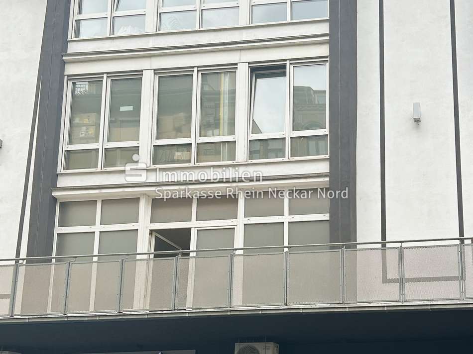 Außenansicht Straßenseite