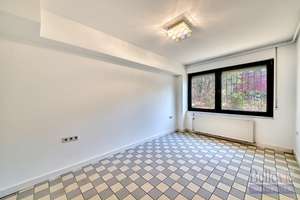 Bungalow mit moderner Architektur wartet auf die Eigentümer, die ihm neuen Glanz verleihen. – Die vollständige Adresse der Immobilie erhältst du vom Anbieter., 60488 Hausen, Frankfurt am Main – Vorschaubild 23