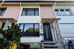 **Provisionsfrei**  Kernsaniertes Reihenhaus in begehrter und ruhiger Lage von Maintal-Dörnigheim