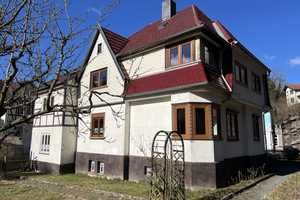 170 qm Wohnfläche - voll unterkellertes, Ein- oder auch Zweifamilienhaus mit tollem Grundstück – Oberhofer Straße 63a, 99897 Gotha (Kreis) – Vorschaubild 1