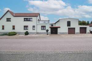 VB Einfamilienhaus mit ELW und Photovoltaik, sowie eigene Oase im Garten  – Die vollständige Adresse der Immobilie erhältst du vom Anbieter., 6420 Könnern – Vorschaubild 1