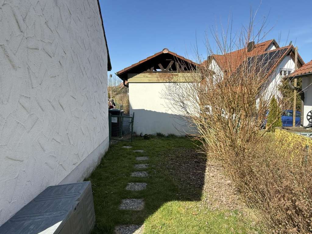 Immobilie in Nandlstadt - Charmante Dreizimmerwohnung mit schönem Grillplatz - Bild 2