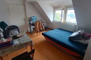 2 Zimmer Wohnung im Herzen Erlangens – ideal für Studierende – Die vollständige Adresse der Immobilie erhältst du vom Anbieter., 91054 Markgrafenstadt, Erlangen – Vorschaubild 2
