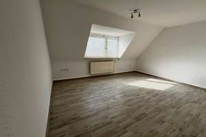 Frisch sanierte 4-Zimmer-DG-Wohnung – Die vollständige Adresse der Immobilie erhältst du vom Anbieter., 45889 Bismarck, Gelsenkirchen – Vorschaubild 2