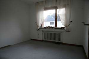 gepflegtes Reihenmittelhaus mit Wintergarten in ruhiger Lage – Die vollständige Adresse der Immobilie erhältst du vom Anbieter., 41199 Odenkirchen-Mitte, Mönchengladbach – Vorschaubild 11