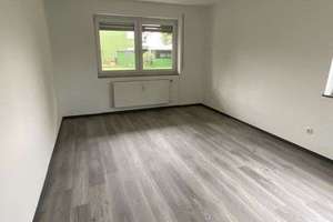 Schöne 4 Zimmer Wohnung mit Balkon in Großostheim – 63762 Großostheim – Vorschaubild 3