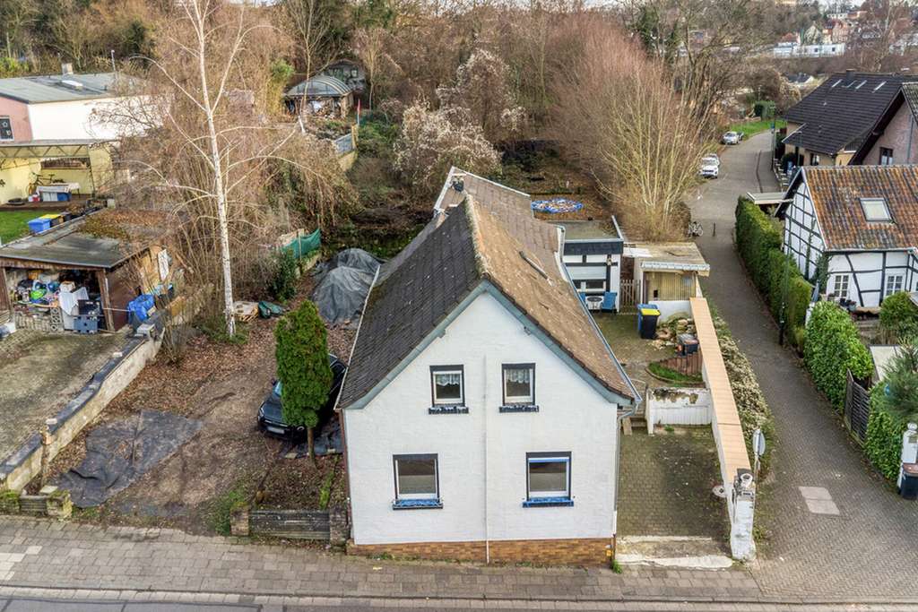 Immobilie in Kerpen - Mit 3D: Historisches Fachwerkhaus nahe der Horremer Innenstadt in ruhiger Lage mit Einliegerwohnung - Bild 2