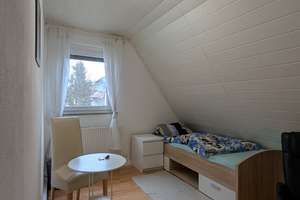 Wohnhaus mit Bauland - angenehme Wohnlage – Die vollständige Adresse der Immobilie erhältst du vom Anbieter., 70378 Mühlhausen (Ortsteil), Stuttgart – Vorschaubild 6