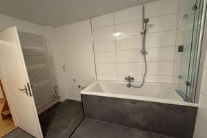 Attraktive 2,5-Zimmer-DG-Wohnung in Wuppertal – Die vollständige Adresse der Immobilie erhältst du vom Anbieter., 42105 Elberfeld West, Wuppertal – Vorschaubild 14