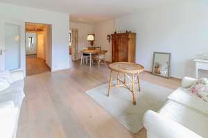 Lichtdurchflutetes Reihenhaus mit Garten, Balkon und Garage – Die vollständige Adresse der Immobilie erhältst du vom Anbieter., 73275 Ohmden – Vorschaubild 4